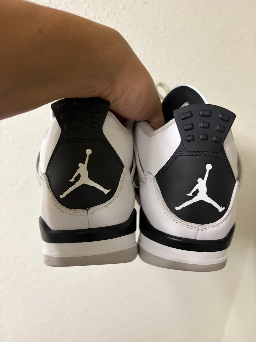 JORDAN 4 MILITARY BLACK